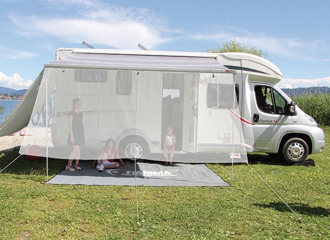 How-to-choose-the-most-appropriate-awning-for-your-caravan-2